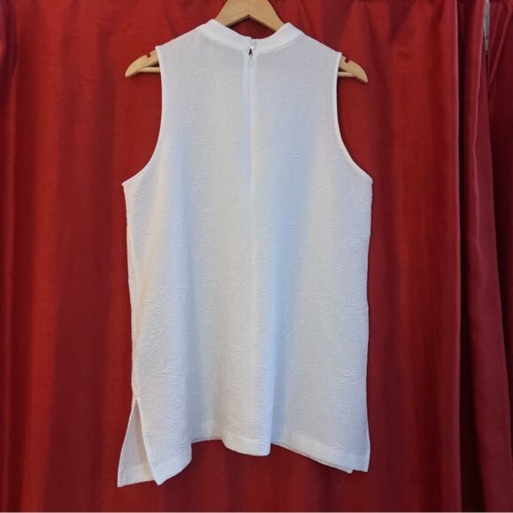 Renuar Textured White Dressy Tank Top - Size Large - Picture 2 of 7